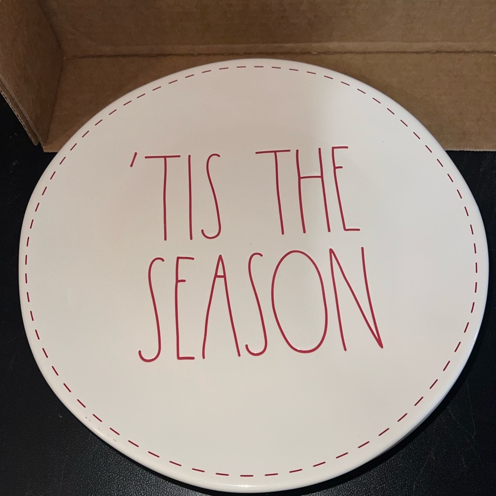 Set of 2 Rae Dunn Cream and Red Holiday Plate Tis The Season